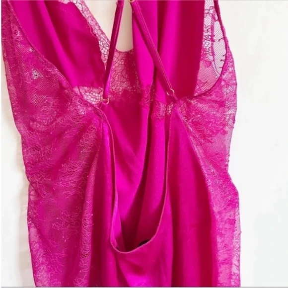 Victoria's Secret chemise nightie pink lace v neck satin low back